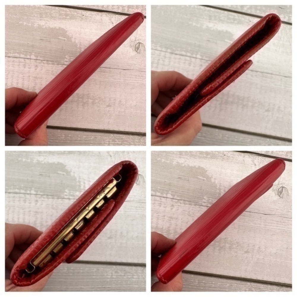 AUTHENTIC Louis Vuitton key holder. Red. - Picture 10 of 14